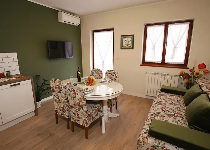 Apartments Paola