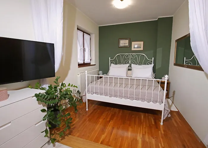 Apartments Paola